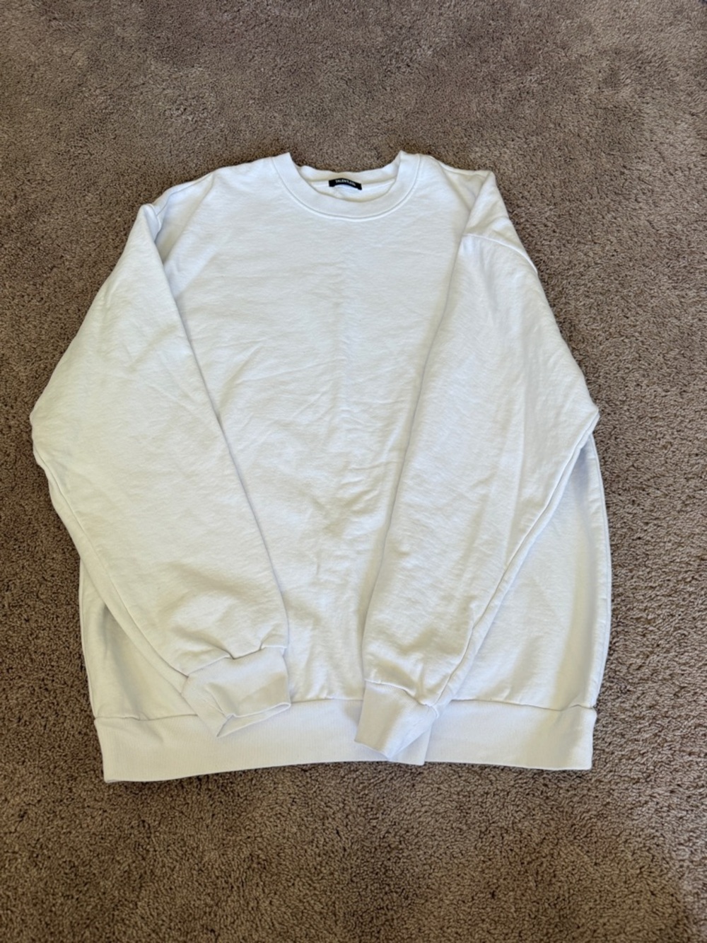 TALENTLESS Off-White Crewneck Sweatshirt